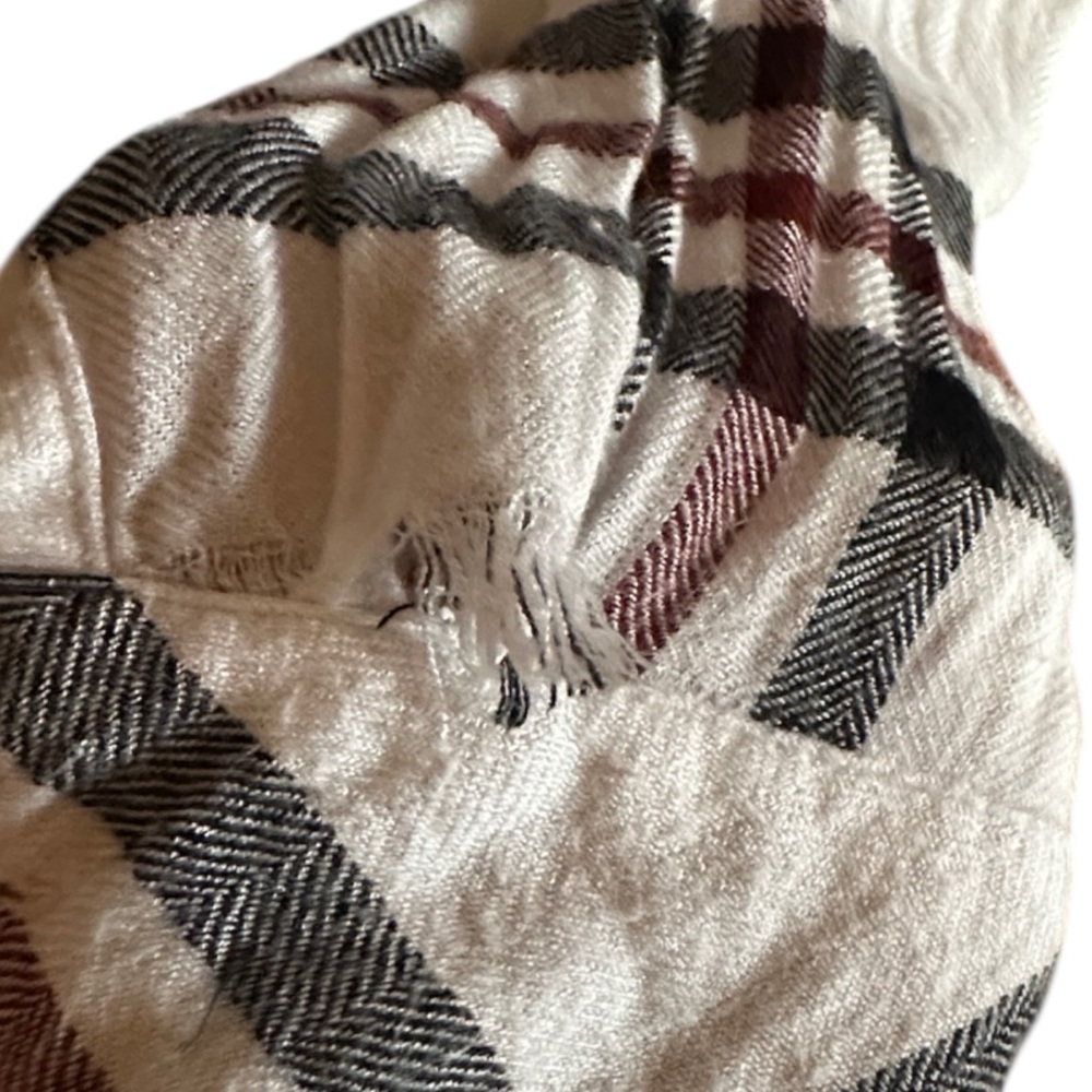 RAILS Hunter Plaid Button Front 90’s Grunge Distressed California Flannel Shirt - Picture 5 of 12